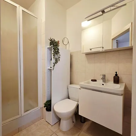 Apartmán Cozy And Modern - Free Parking Bratislava