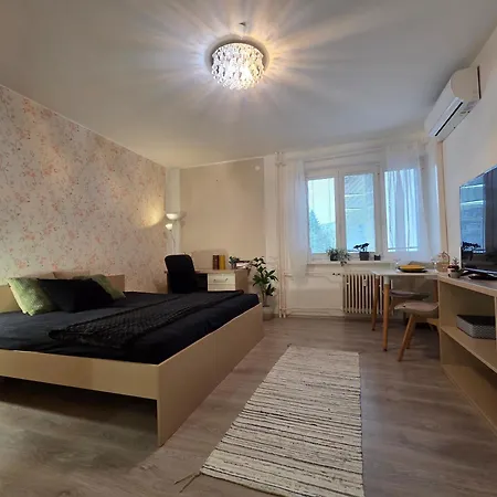 Cozy And Modern - Free Parking 브라티슬라바